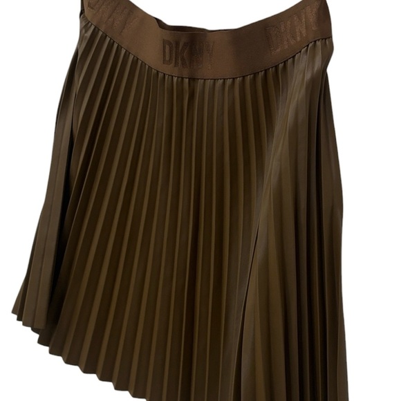 Dkny Dresses & Skirts - DKNY Chocolate Brown A-Line Pleated Skirt